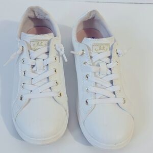 Skechers Women's Bobs D'vine Sneaker size 6.5